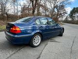 BMW 318i - - BMW 318 aus 2004: 318i