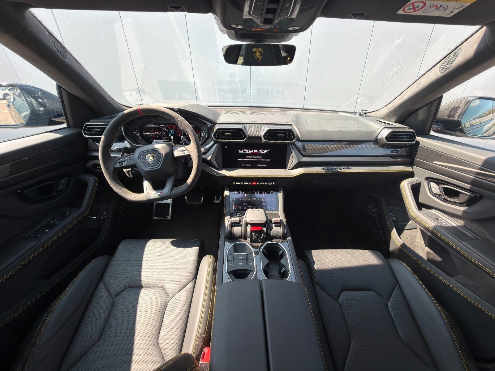 Lamborghini Urus SE FULL CARBON/B&O/MASSAGE/PANO imagem 2
