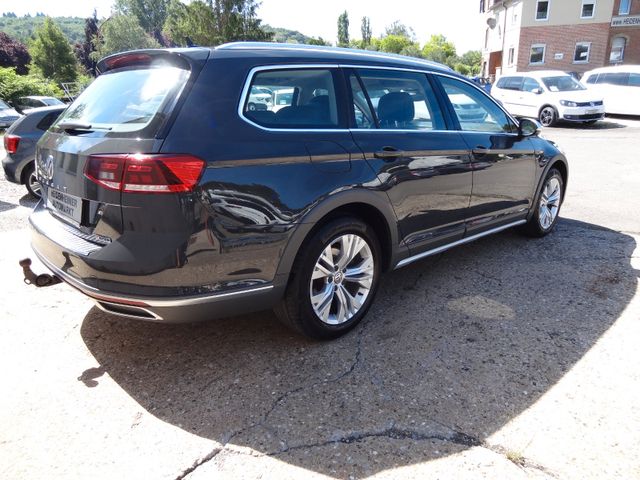 Fahrzeugabbildung Volkswagen Passat Alltrack/4Motion/2.Hd/Kam/AHK/Navi/