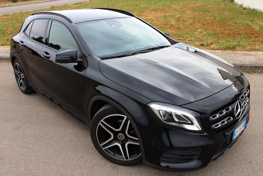 Mercedes-Benz MERCEDES GLA 220 Aut. Premium * AMG imagem 3