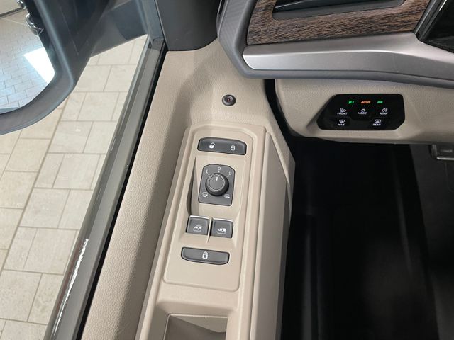 T7 Multivan Style 1.5 eHybrid lang 4MOTION PANO