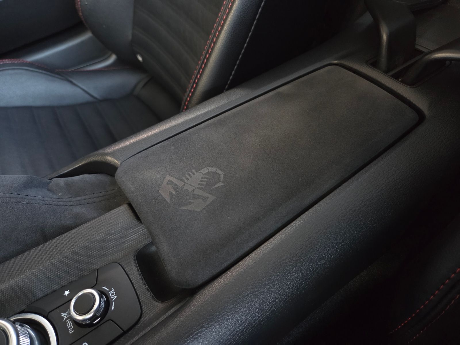 Fahrzeugabbildung Abarth 124 Spider 1.4 MultiAir Turbo KLIMA ALU