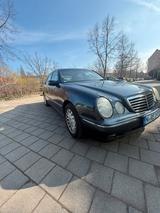 Mercedes-Benz E.220.D ///PS .143 *Automatik Getriebe - gebrauchte Mercedes-Benz E 220 aus dem Jahr 2000