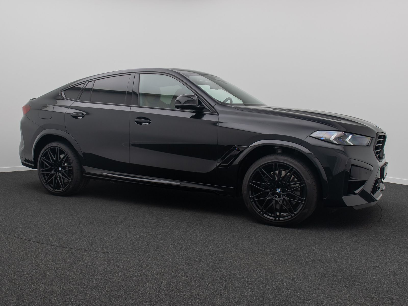 Fahrzeugabbildung BMW X6 M Competition B&W SkyLounge 360&deg; 22Zoll Voll