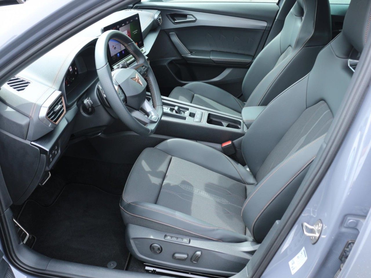 Fahrzeugabbildung CUPRA Formentor VZ 2.0 TSI 245 PS DSG