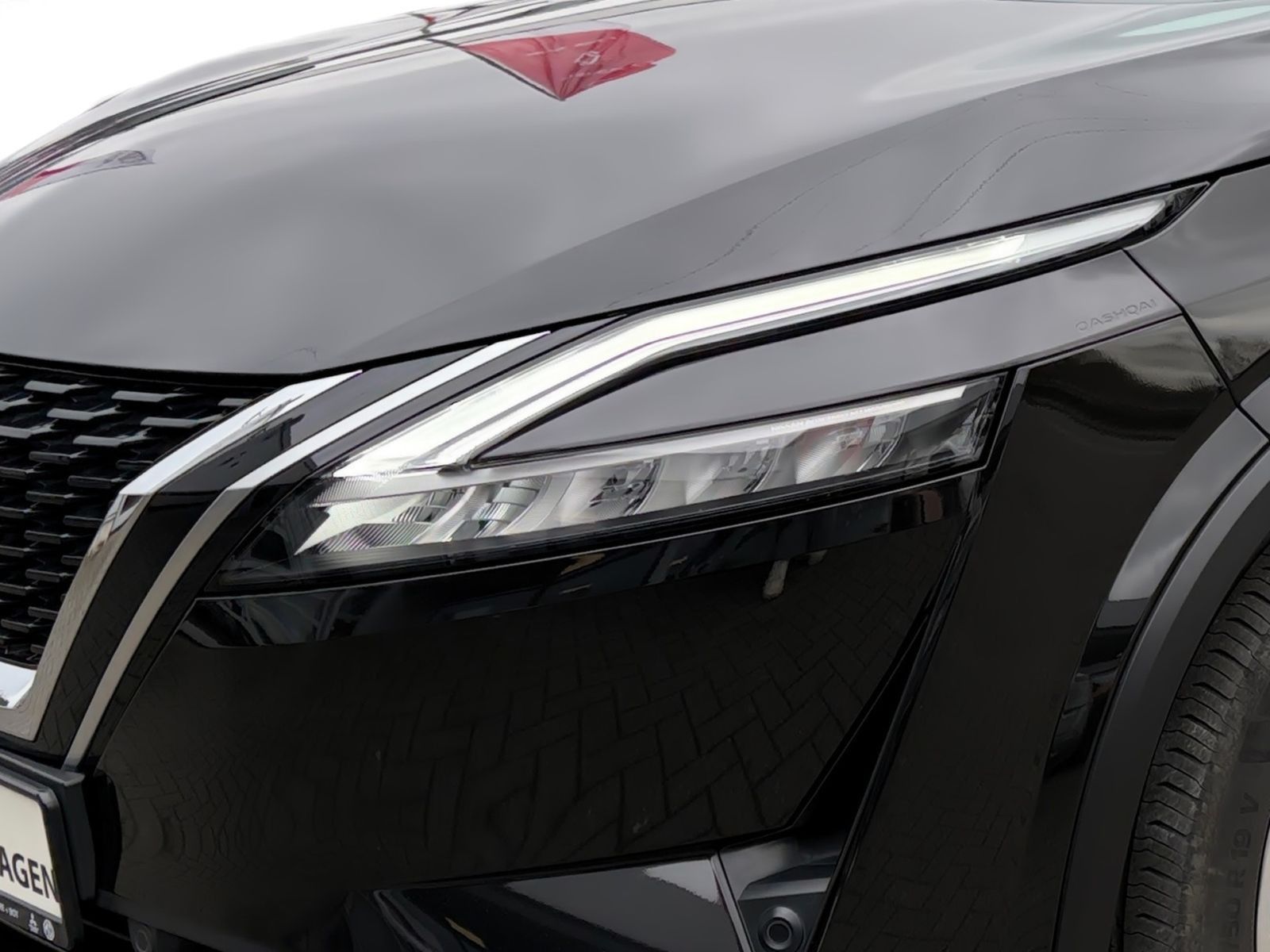 Fahrzeugabbildung Nissan Qashqai 1.3 DIG-T Tekna+ 4x4*SHZ*Navi*360°Kamera