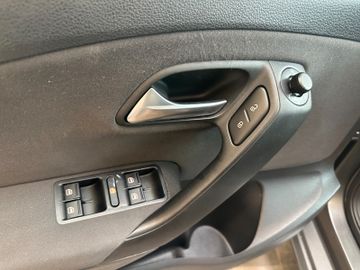MYAUTOCENTER – Gebraucht- und Jahreswagen mit Werkstattservice in Pfaffenhofen Volkswagen Polo *Comfortline*Klima*Pdc*Szhz*