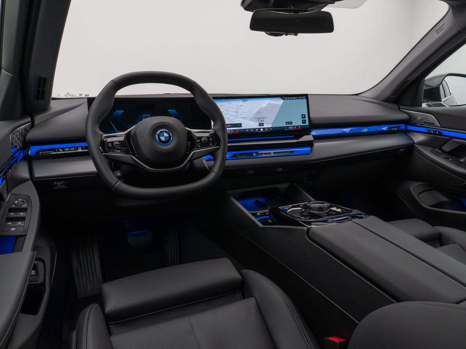 Fahrzeugabbildung BMW i5 eD40 360°HUD DAB B&W ACC 4xKlima Sport 19Zoll