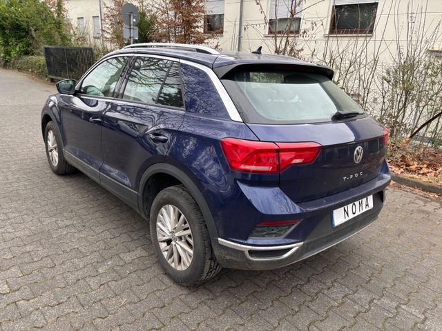 Volkswagen T-Roc Klimaautom/Navi/Alu/6 Gang/Netto 10900