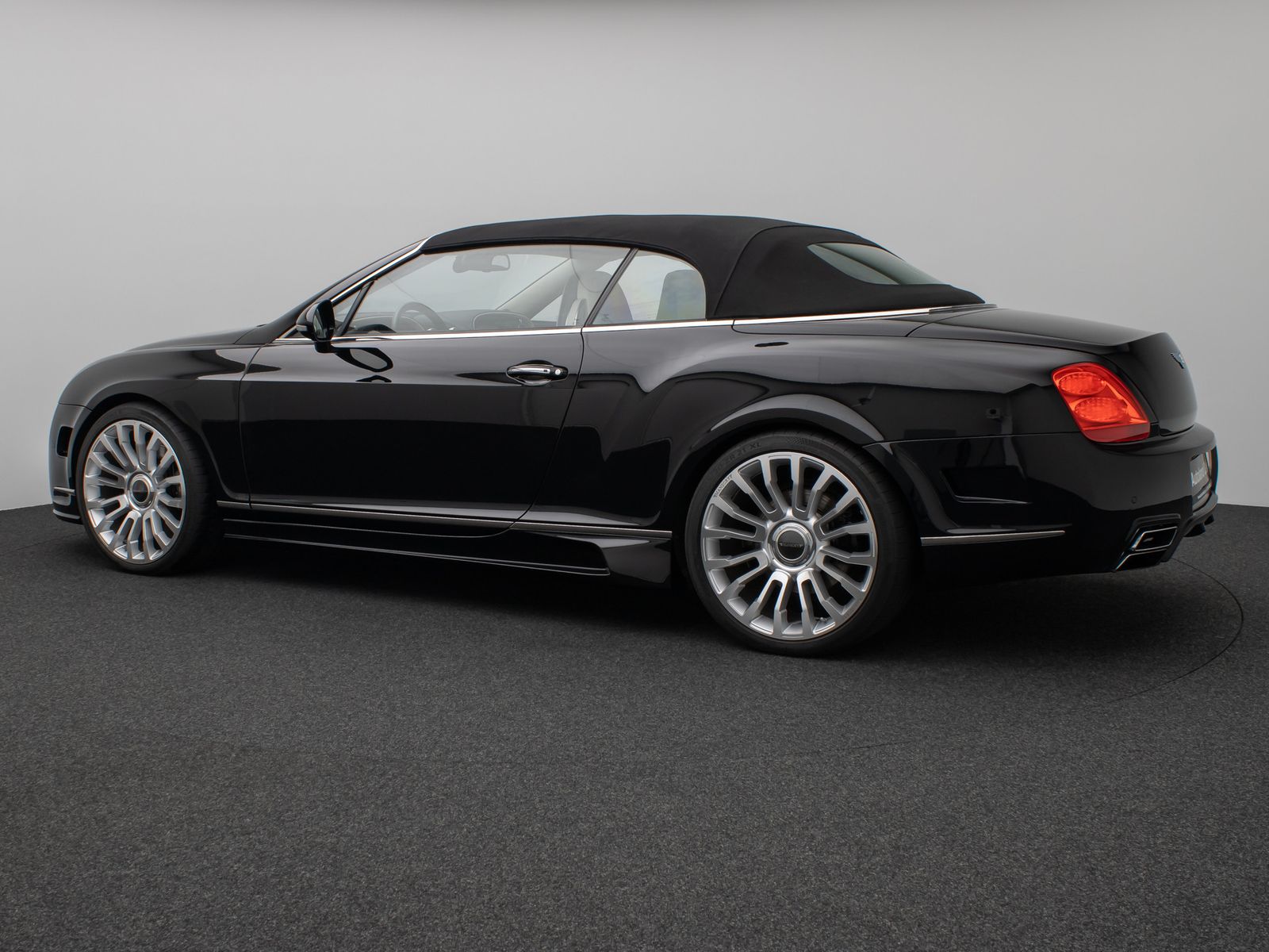Fahrzeugabbildung Bentley Continental GTC MANSORY Speed Massage VOLL