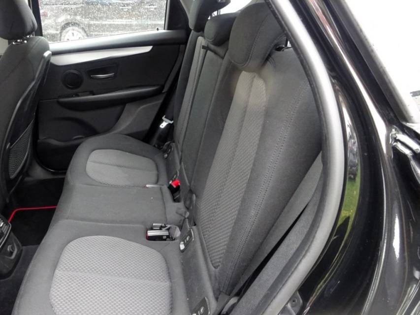 Fahrzeugabbildung BMW 218d 2.0 Active Tourer Automatik Advantage 8-fac