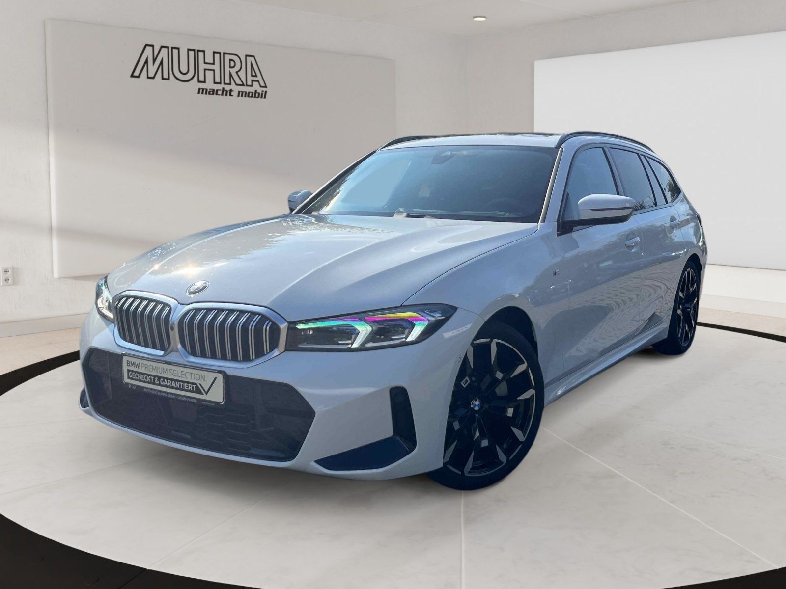 BMW 330i xDrive Touring M Sport 19 AHK Pano HIFI foto 2