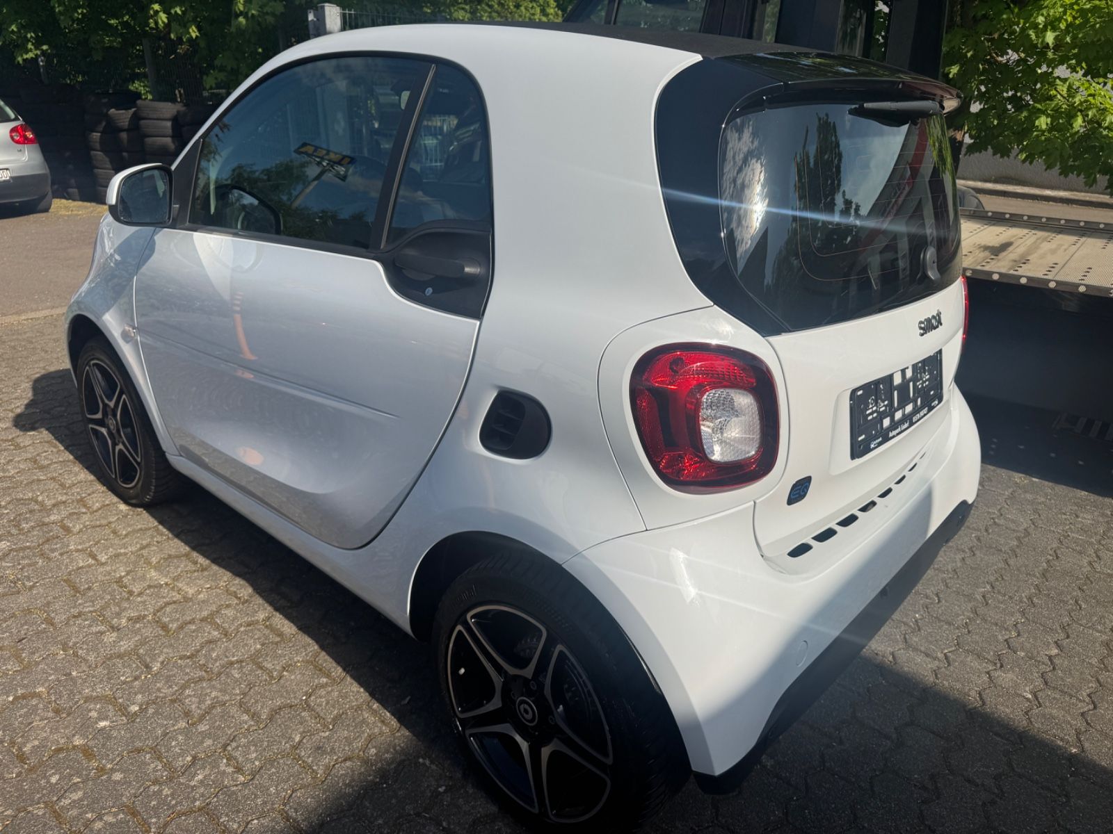 Fahrzeugabbildung Smart ForTwo fortwo coupe EQ Klima+22KW+Tempomat