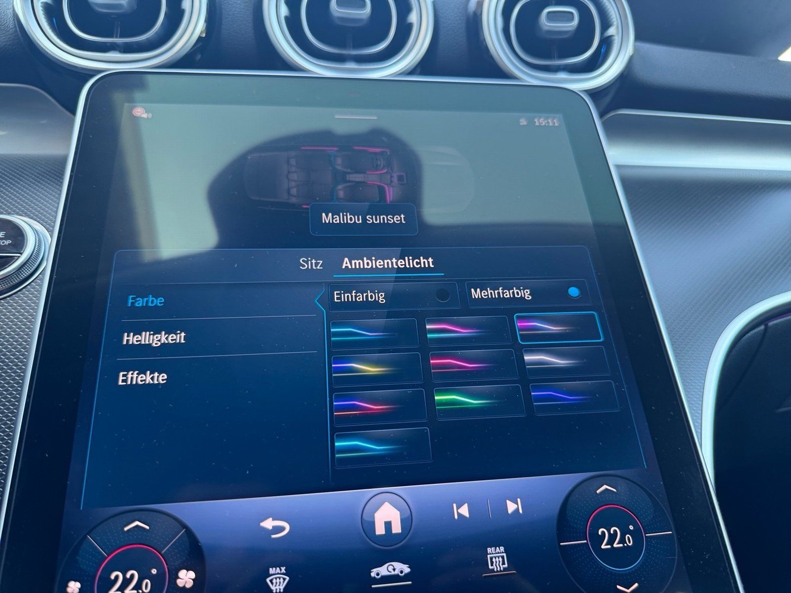 Fahrzeugabbildung Mercedes-Benz C 200 T Avantgarde*AHK*Standheizung*LED*Kamera*