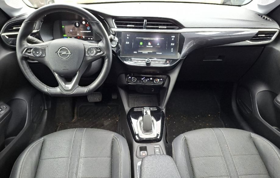 Fahrzeugabbildung Opel Corsa-e F INNOV 7KW NAVI/MATRIX/KAMERA/SPORT/DAB