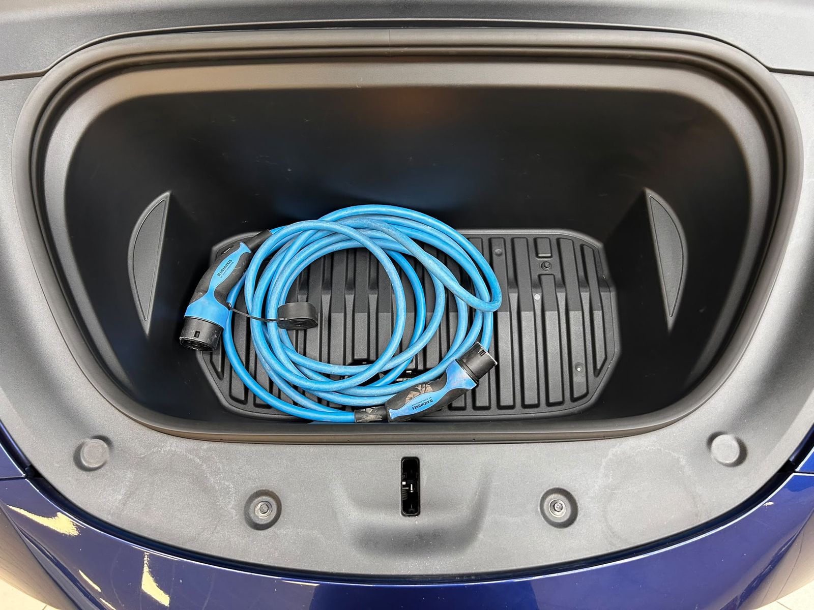 Fahrzeugabbildung Tesla Model Y Long Range Perform AWD PANO+LED+ACC+360+