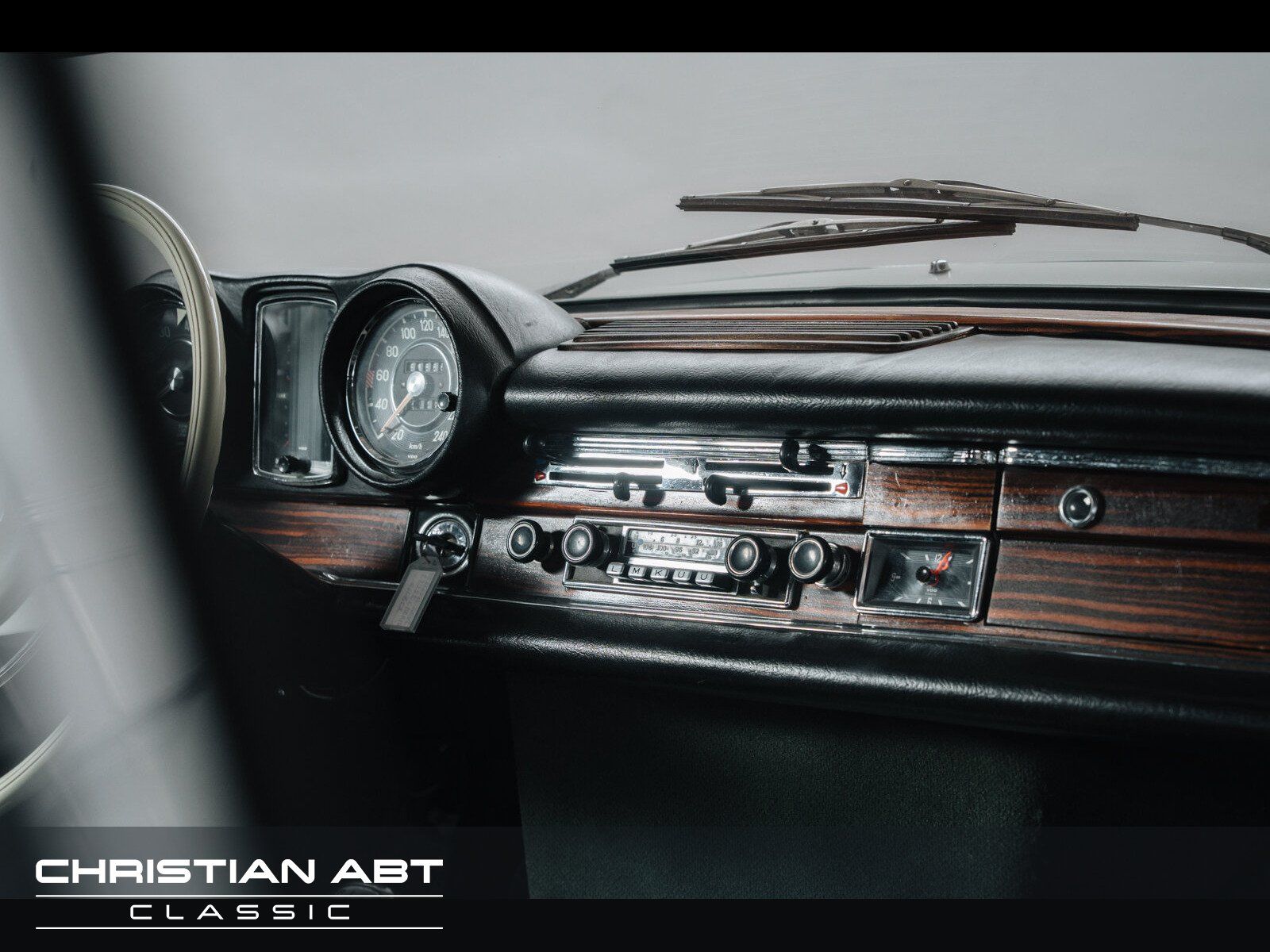 Fahrzeugabbildung Mercedes-Benz 280 SE W111 2. Hand * Originalzustand
