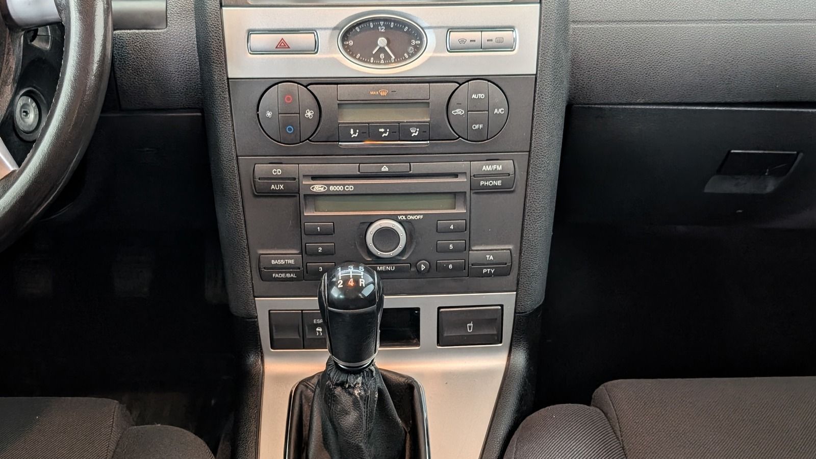 Fahrzeugabbildung Ford Mondeo Turnier 1.8 Ambiente