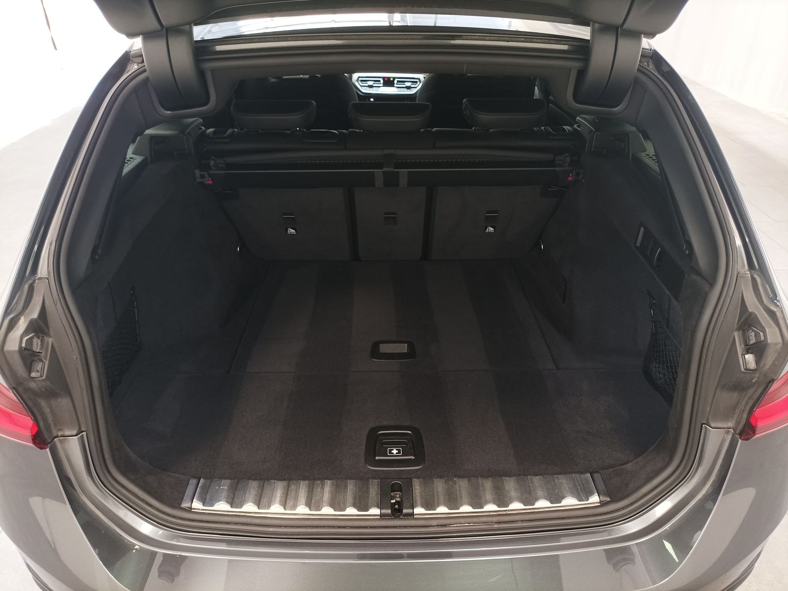 BMW 3er - 320 d Sport Line|Navi|PDC|Sitzhzg. foto 6