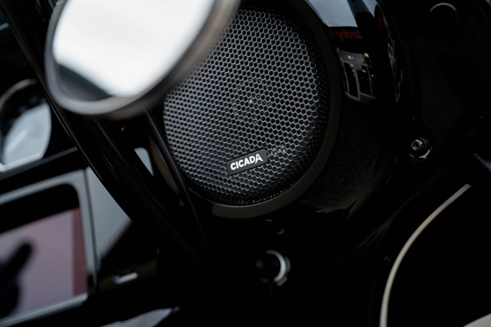 Fahrzeugabbildung Harley-Davidson FLHXST STREET GLIDE ST 117 -Kesstech-