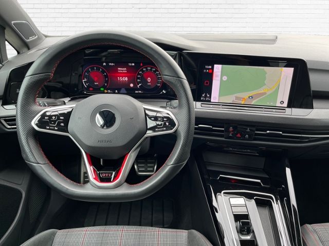 Fahrzeugabbildung Volkswagen Golf VIII GTI 2.0 TSI DSG KLIMA LED NAVI ALU