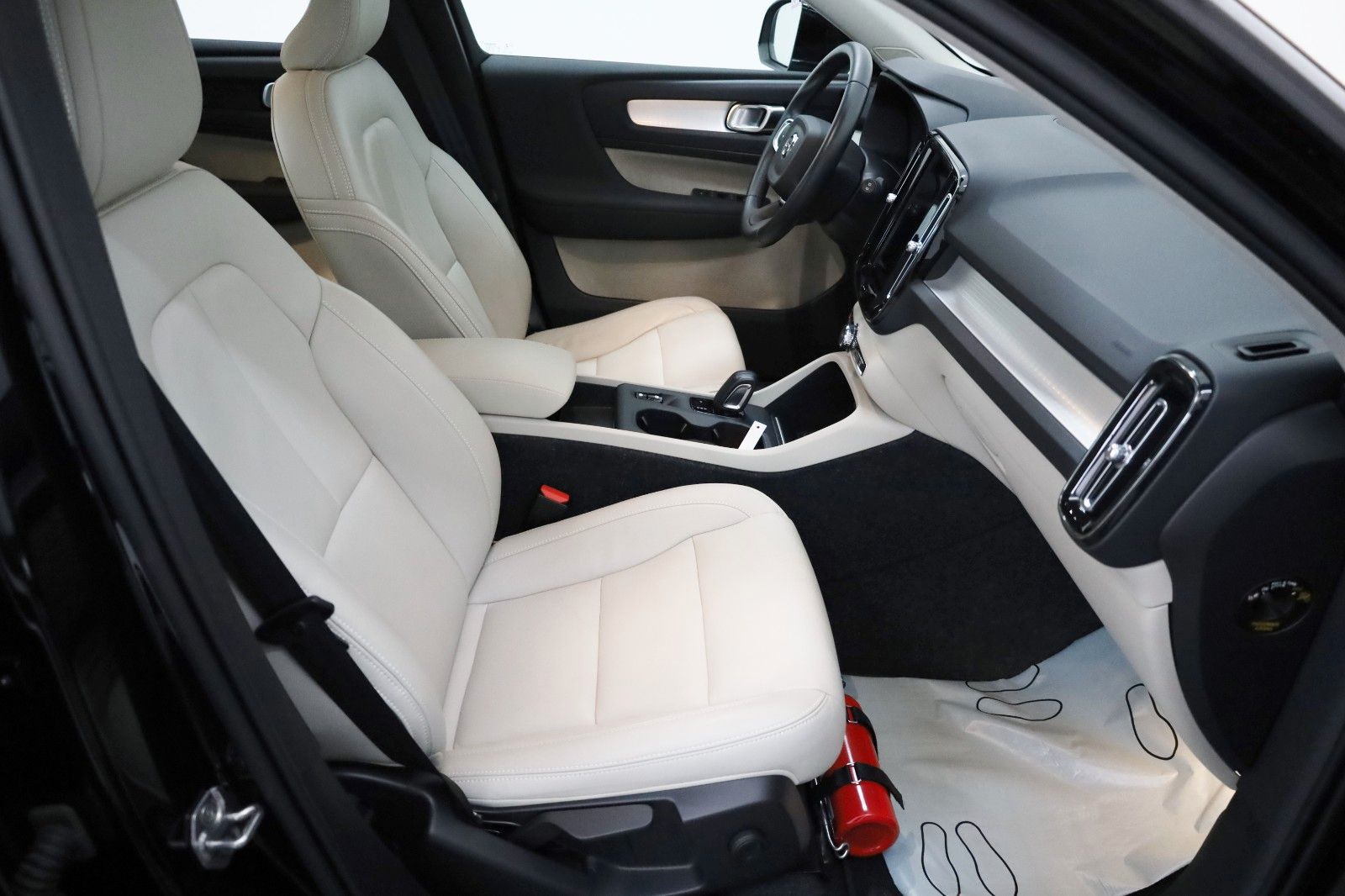 Fahrzeugabbildung Volvo XC40 T5 Inscription,Leder,Navi,LED,4xSH,Kamera