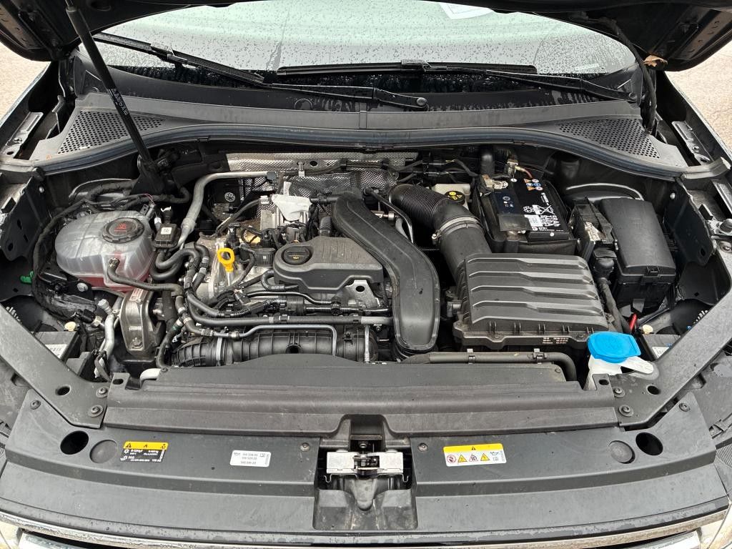 Fahrzeugabbildung Volkswagen Tiguan TSI DSG ELEGANCE 19-ZOLL MATRIX 360` 1.HD