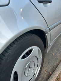 صورة 2 لـ 1999 Mercedes-BENZ C 180