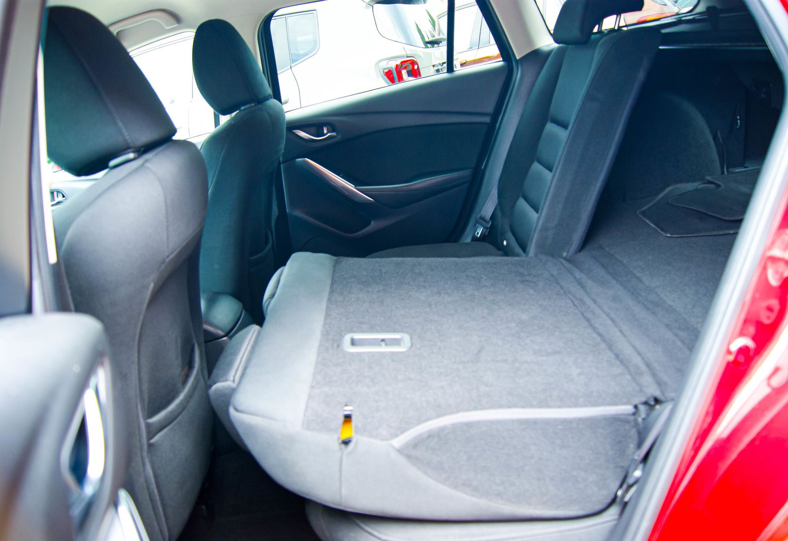Fahrzeugabbildung Mazda 6 Kombi 2.0 Skyactiv-G 165 Kizoku IQ-LED 1.HAND