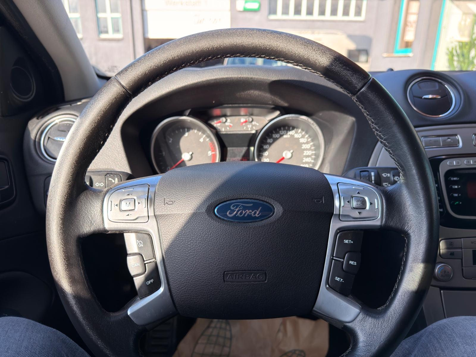 Ford Mondeo 2007 — photo 12