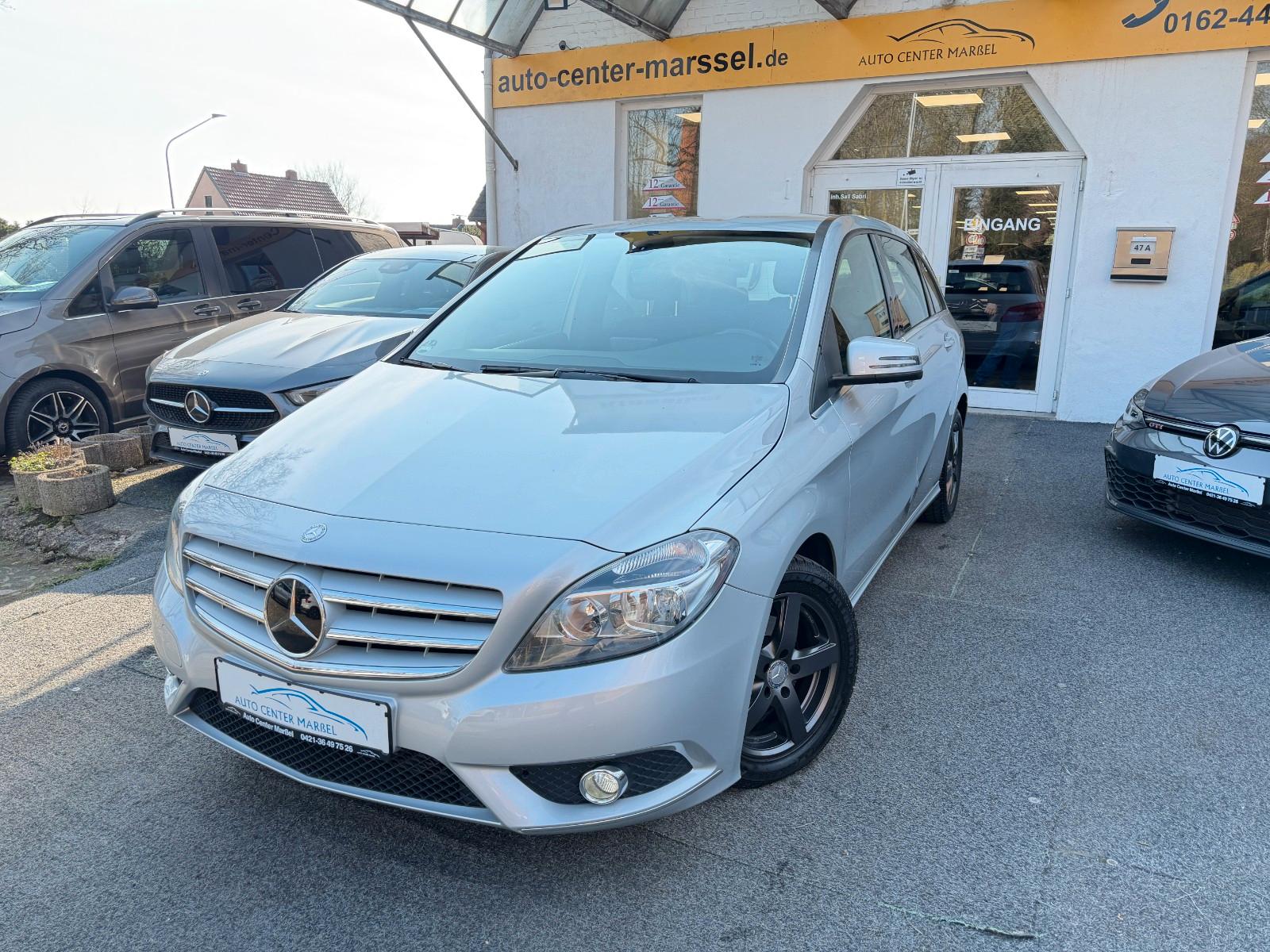 Mercedes-Benz B 180 NAVI/ALU/KLIMA/BLUETOOTH/AHK/SHZ