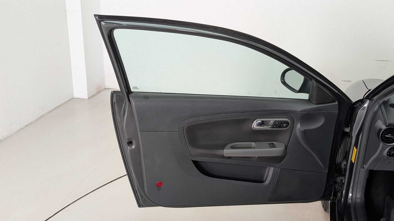Fahrzeugabbildung SEAT Ibiza 1.4 16V * Klimaaut. * Tempomat * HU 04.27