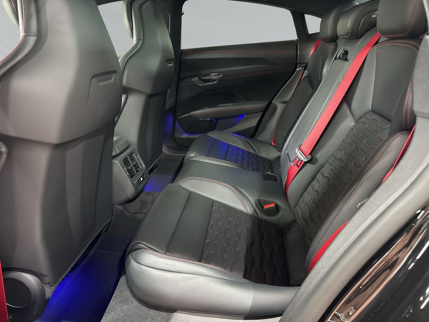 Audi RS e-tron GT - Bild 11