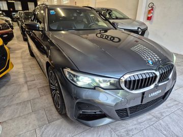 BMW 320 - 4