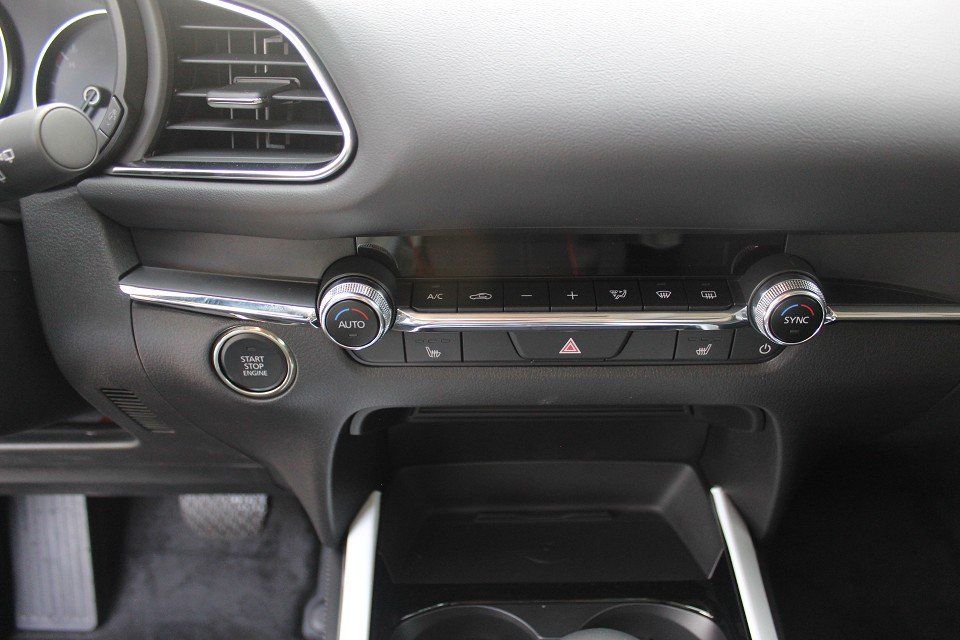 Fahrzeugabbildung Mazda CX-30 2025 M-Hybrid Exclusive-Line X-186 AT *sof