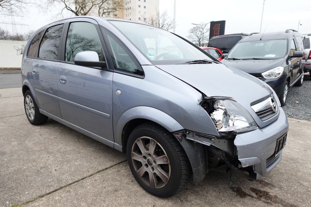 Opel Meriva Innovation "110 Jahre" 1 Hand