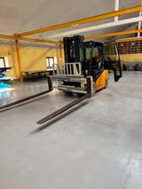 Jungheinrich EFG550 - Jungheinrich Schubmaststapler