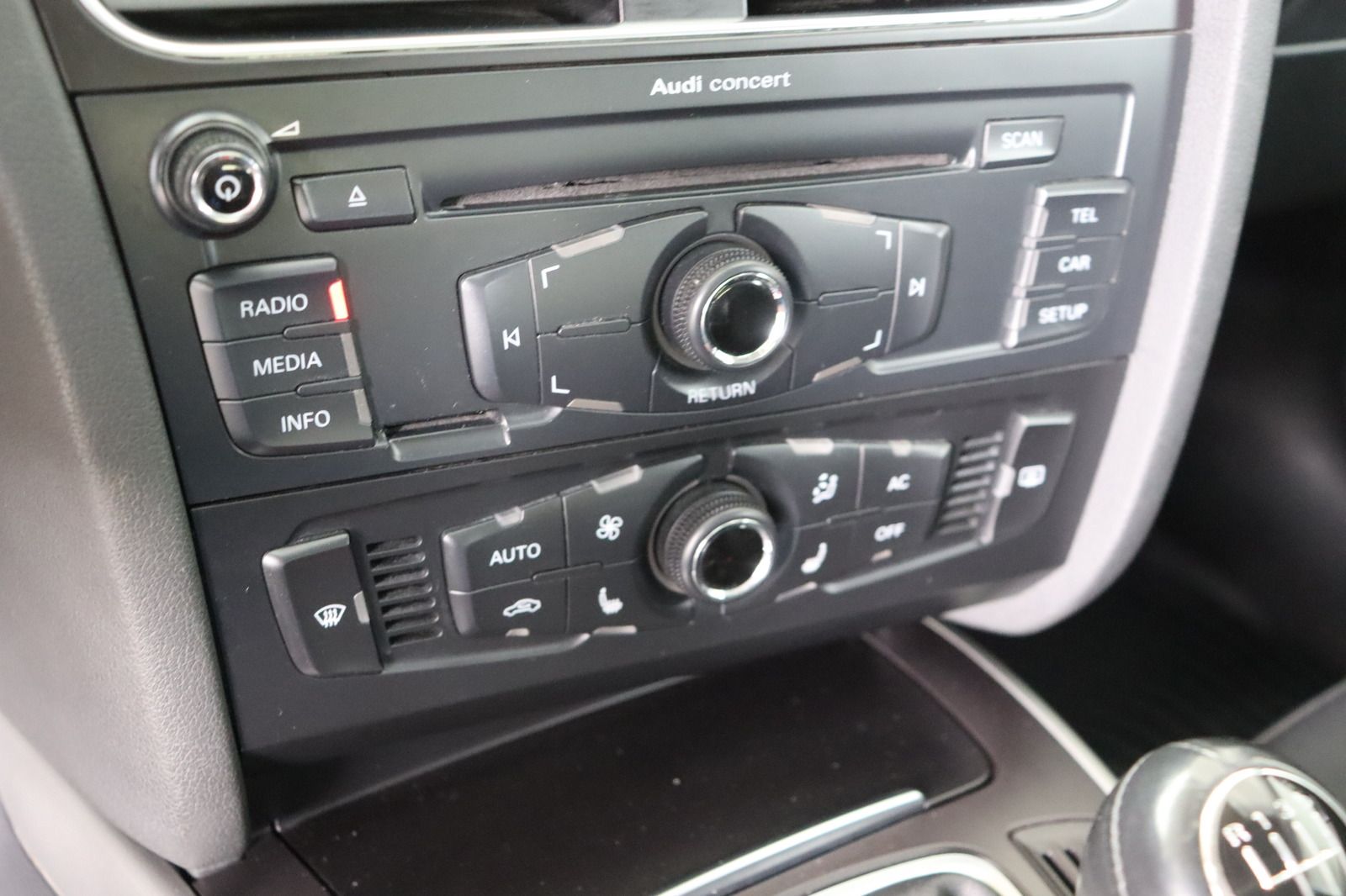 Fahrzeugabbildung Audi A4 1.8 TFSI Avant * Xenon * SHZ