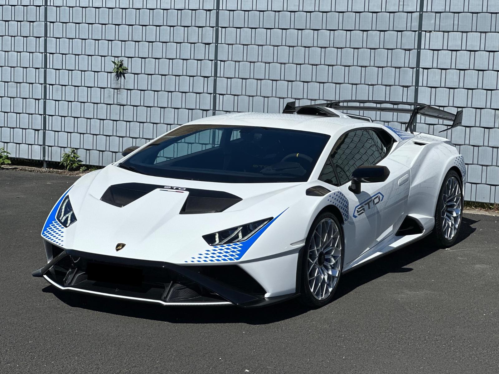 Lamborghini Huracán STO FULL CARBON PACK/LIFTING/ CARBON-TWI