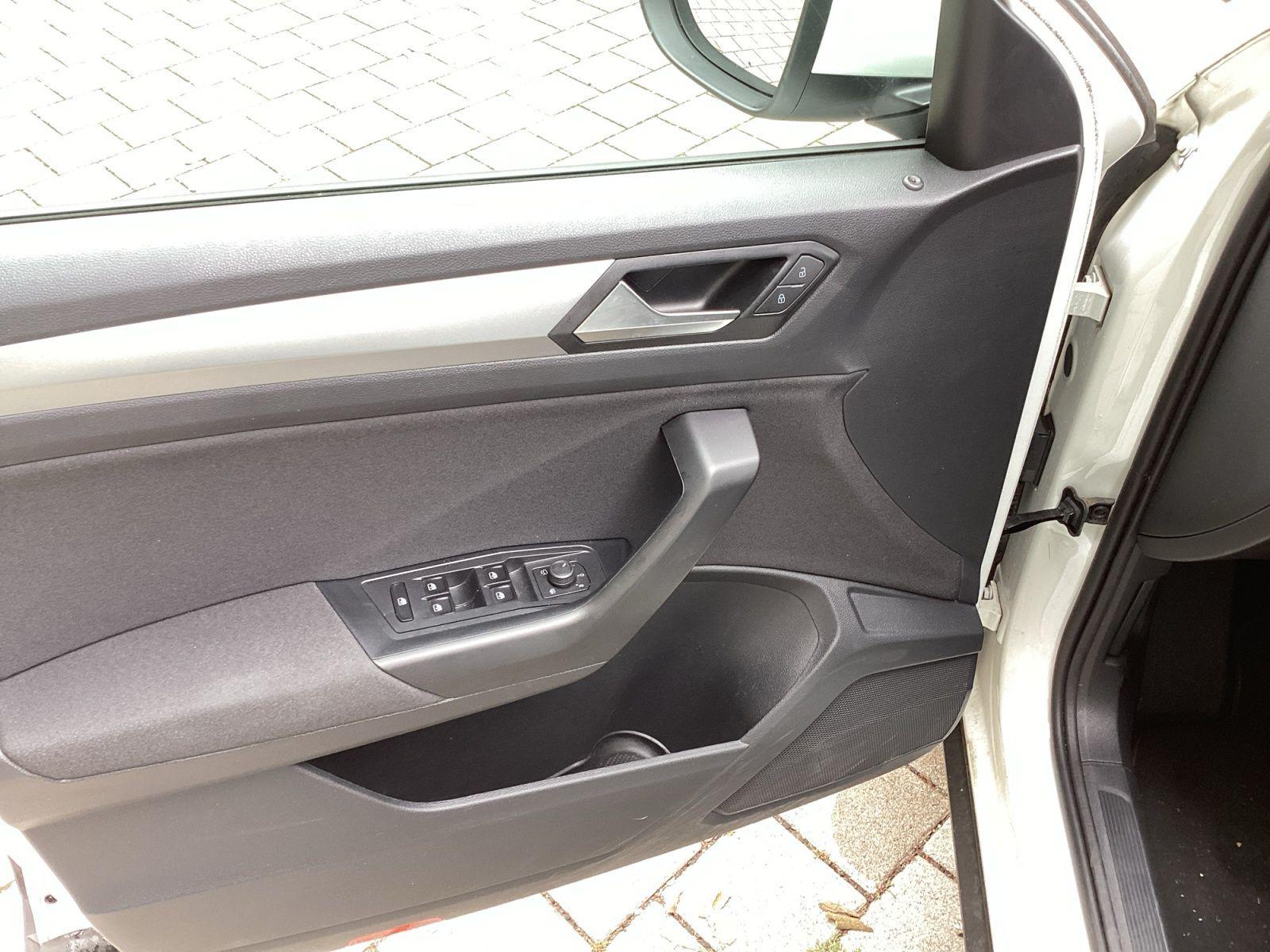Volkswagen T-Roc 1.0 TSI Life Navi LED Kamera Sitzheizung, миниатюра 14