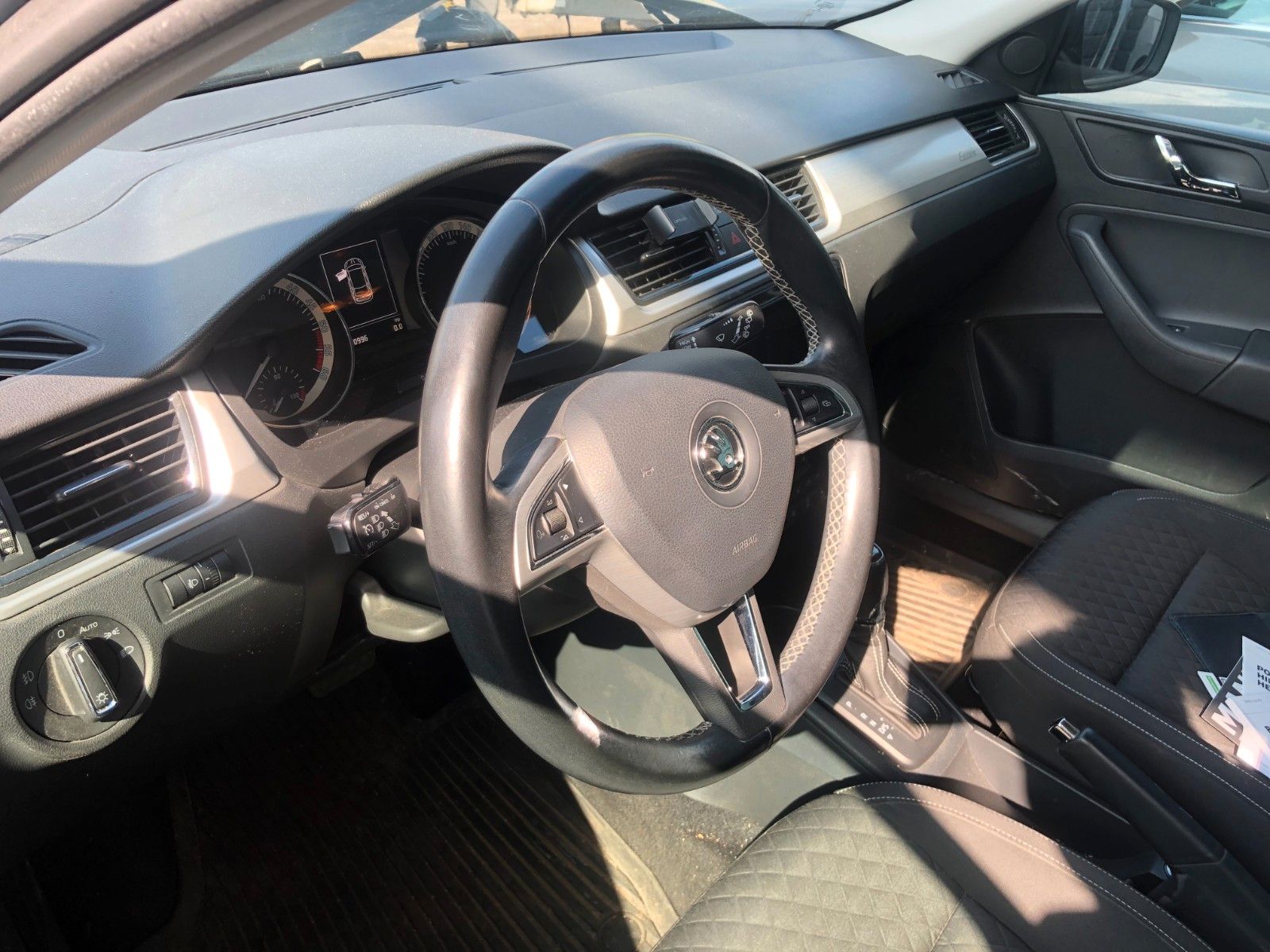 Fahrzeugabbildung SKODA Rapid Spaceback Edition Unfall Front