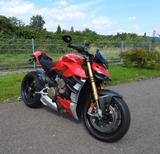 Ducati Streetfighter V4S, Zubehör, gepflegt! - DUCATI ST 4