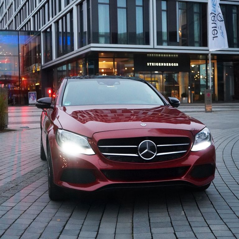Image of Mercedes-Benz C 220