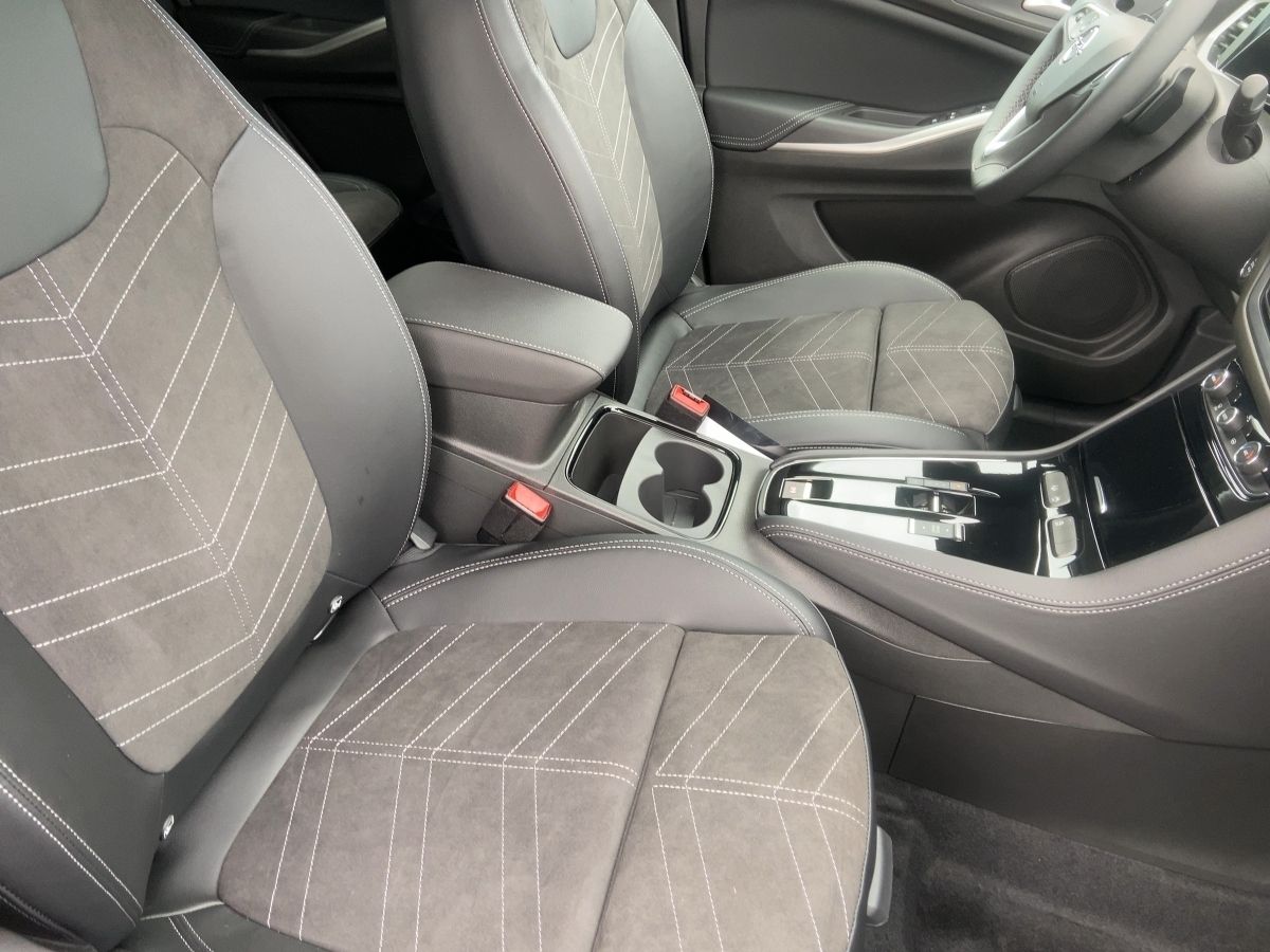 Opel Grandland (X) - Bild 11