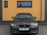 BMW 330i Coupe *2.Hand+S-Dach+Navi+PDC+Bi-Xenon+H&K* - BMW 3er Reihe aus 2011: Coupe