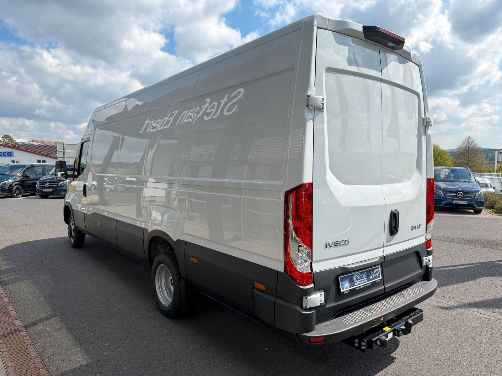 Fahrzeugabbildung Iveco Daily 35C21 HA8 *R4.100mm*AHK*Automatik*LED*