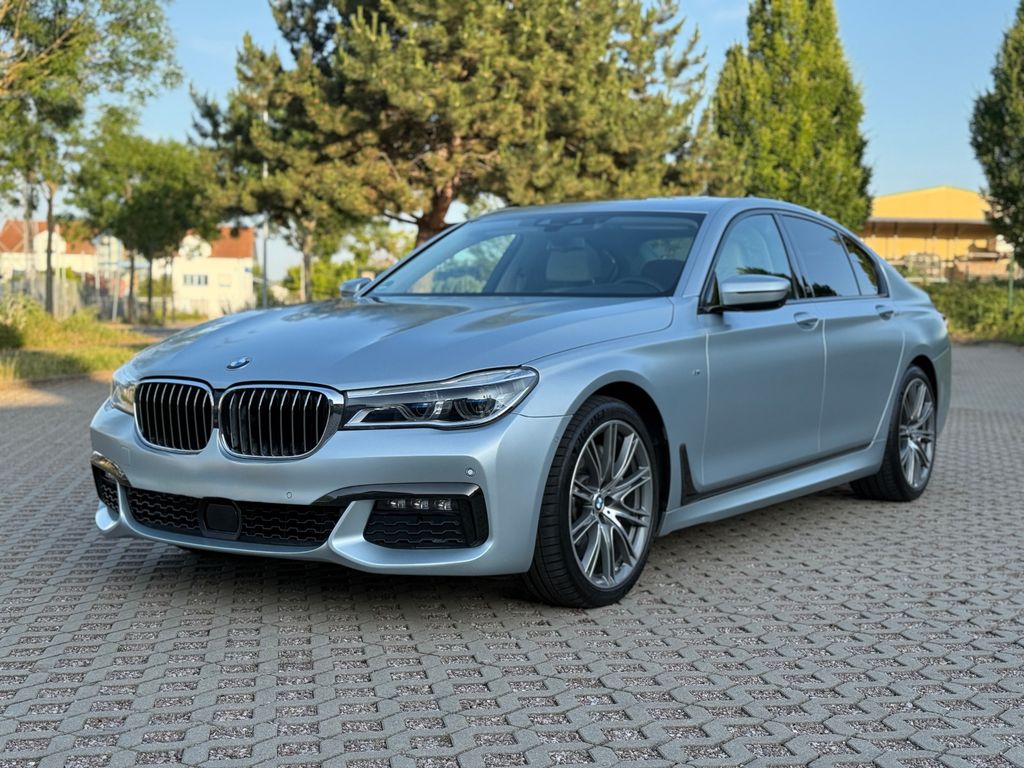 BMW 750