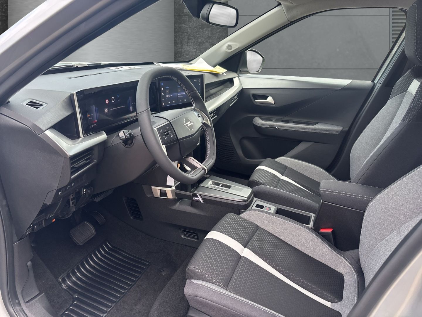 Opel Frontera - Bild 7