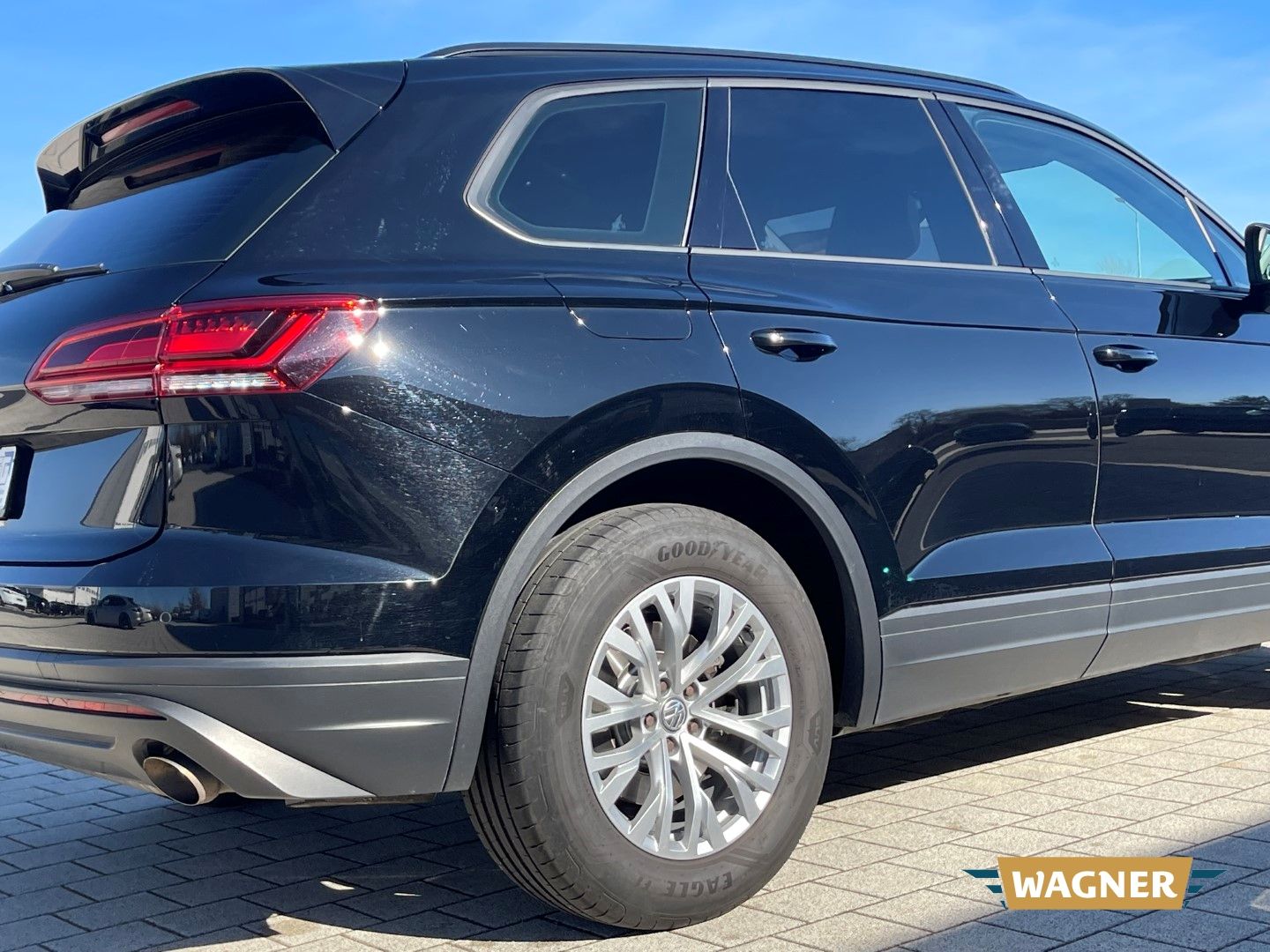 Fahrzeugabbildung Volkswagen Touareg 4Motion 3.0 V6 TDI AHK