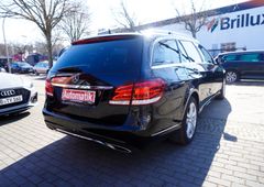 Fahrzeugabbildung Mercedes-Benz E 400 T Elegance Navi Schiebedach SHZ PDC Klima!